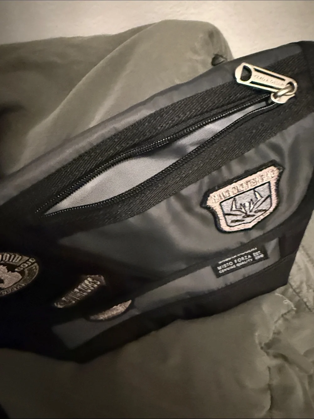 Jiujitsu kaisen Casual Black and Gray Men's Messenger Bag with Patch Details